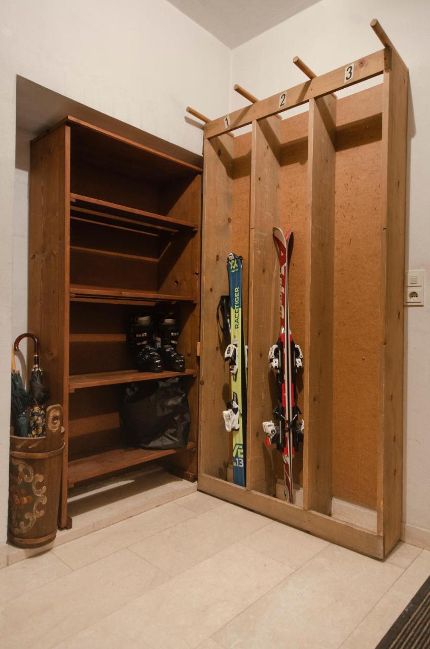 Ferienwohnung Wetterstein レルモース エクステリア 写真